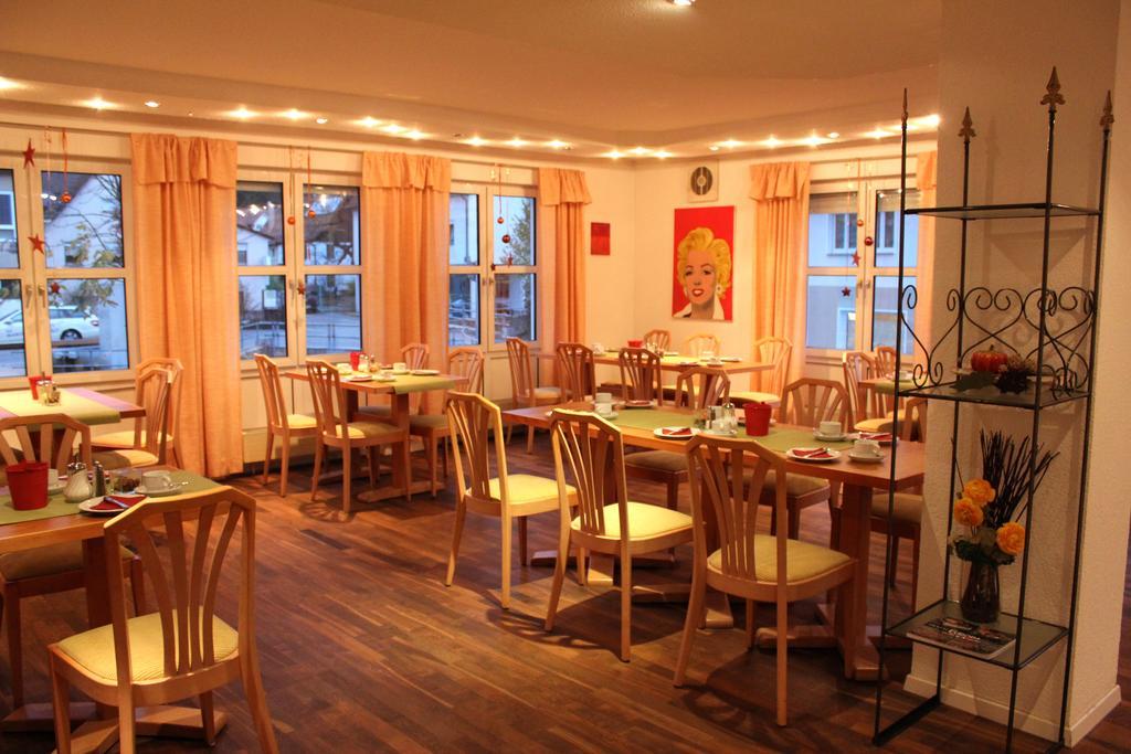 Hotel Gasthaus Bock Reichenbach an der Fils Dış mekan fotoğraf